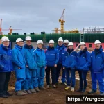 친환경건설기사 필기와 실기 차이점 - A professional construction site in Russia focused on sustainable building practices, showing a dive...